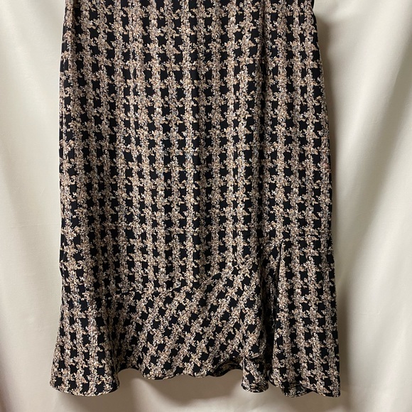 Dress Barn 2-piece suit, tan and black microfiber jacket 3/4 length sleeves. NWT - Picture 2 of 5